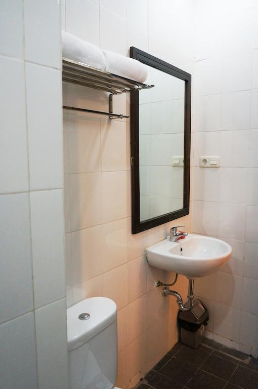 Quin Centro Hotel Palembang Habitación foto